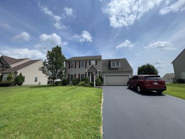 429 Pebble Beach Drive, Mount Wolf, PA 17347