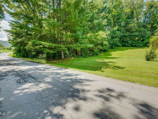 Tbd Laredo Street, Tazewell, VA 24651