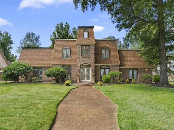 6683 KIRBY OAKS LN, Memphis, TN 38119