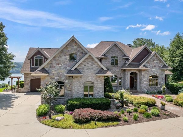 E12261 Timber Ridge Trail, Prairie Du Sac, WI 53578