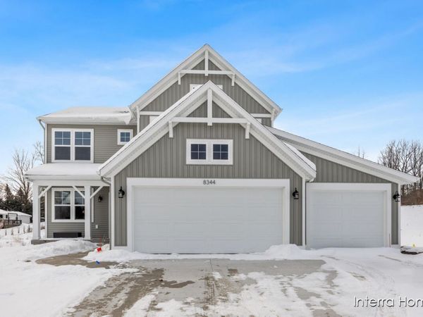 8344 Kettle Oak Drive SE, Alto, MI 49302