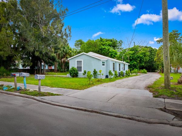 428 N 22nd Street, Fort Pierce, FL 34950
