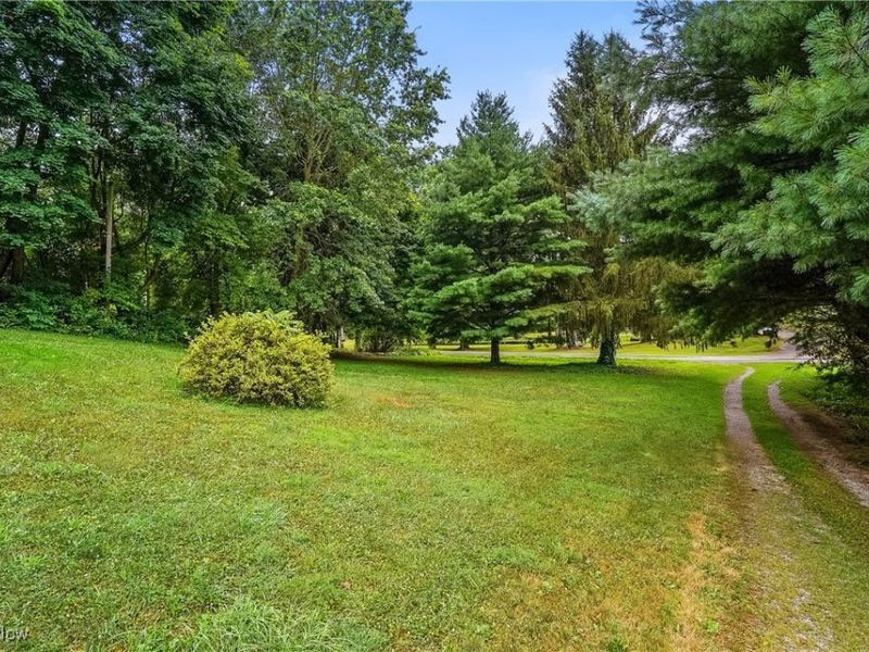 1660 Martin Road, Mogadore, OH 44260 Photo 10