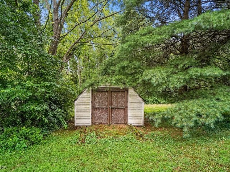 1660 Martin Road, Mogadore, OH 44260 Photo 12