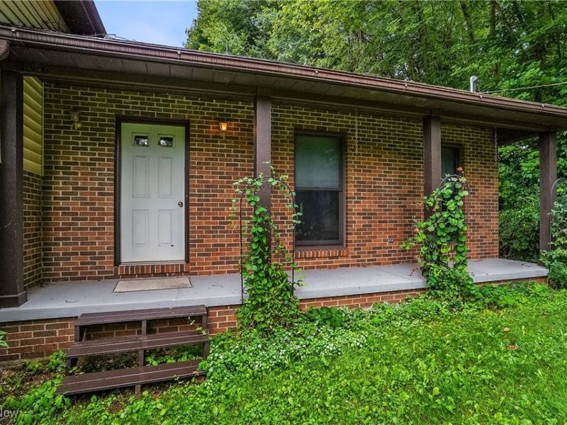 1660 Martin Road, Mogadore, OH 44260 Photo 2