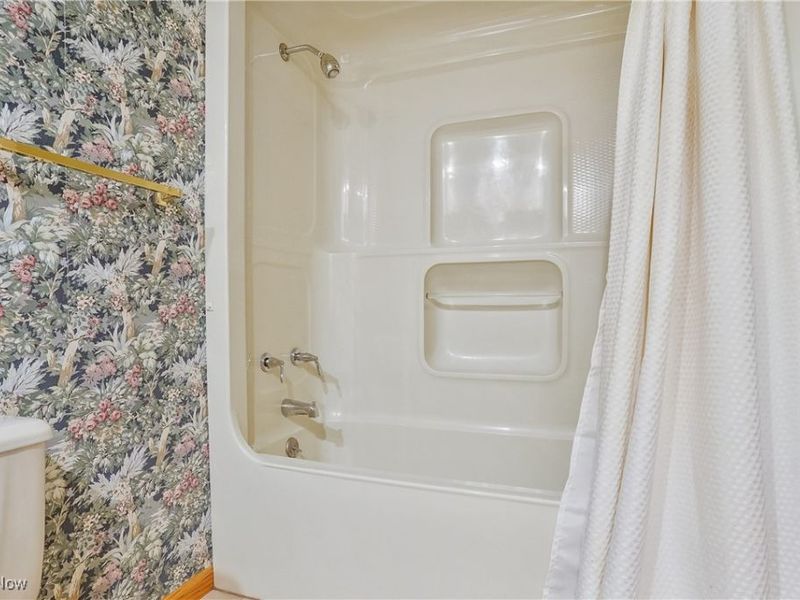 1660 Martin Road, Mogadore, OH 44260 Photo 25