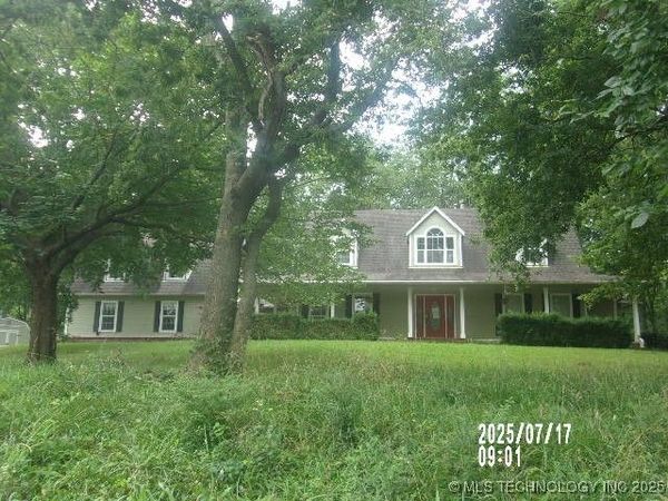 9376 Colonial Drive, Claremore, OK 74019