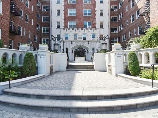 60 W Broad Street, Unit 1L, Fleetwood, NY 10552