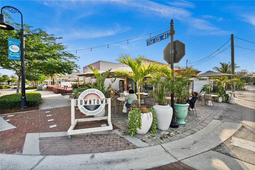 10451 Shangri La Rd, Bonita Springs, FL 34135 Photo