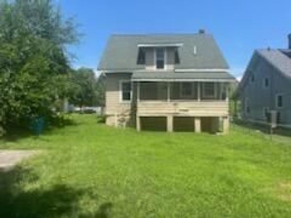 1917 Wise AVE SE, Roanoke, VA 24013