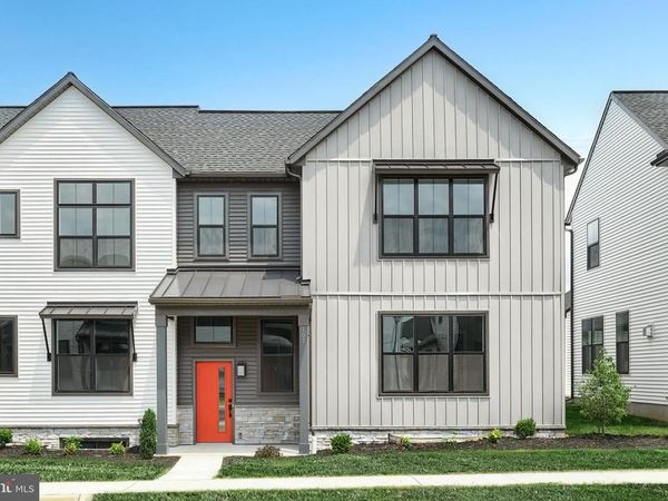 107 MADISON DRIVE, MECHANICSBURG, PA 17055
