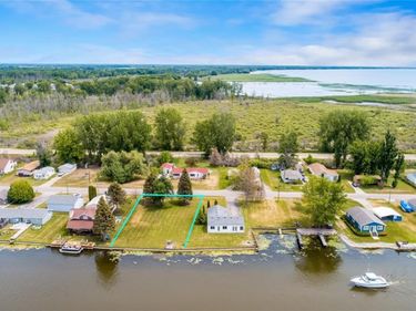 1840 S Riverside Drive, Au Gres, MI 48703