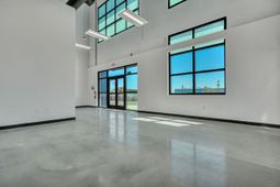 2040 Sewanee Road photo 4