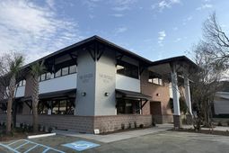 537 Long Point Road Road photo 4