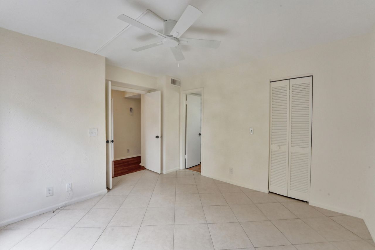 5306 Cedar Lake Drive, Unit 201, Boynton Beach, FL 33437 Photo