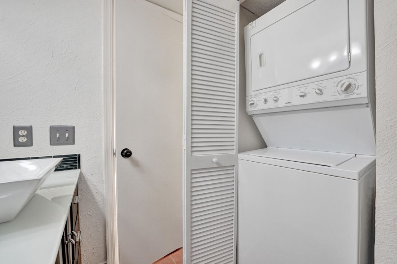 5306 Cedar Lake Drive, Unit 201, Boynton Beach, FL 33437 Photo