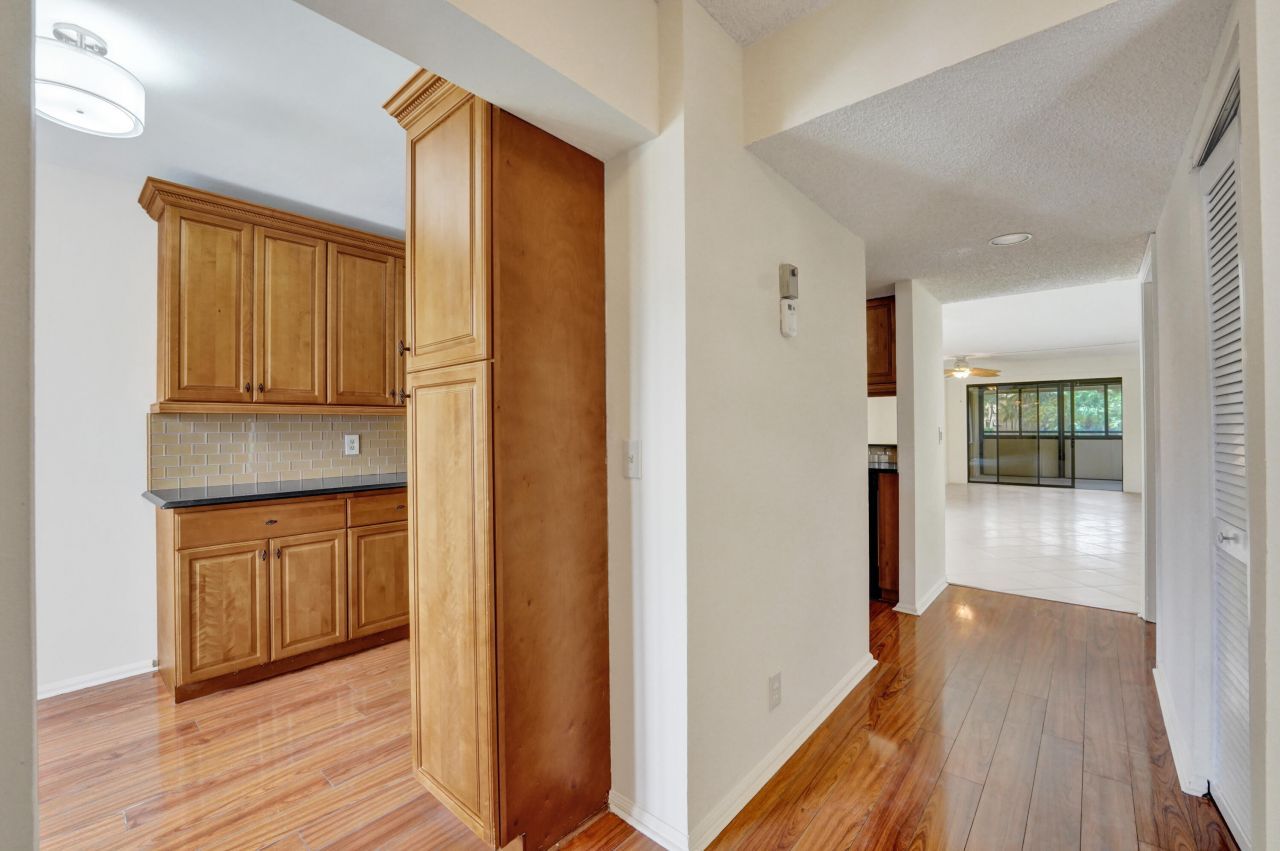 5306 Cedar Lake Drive, Unit 201, Boynton Beach, FL 33437 Photo