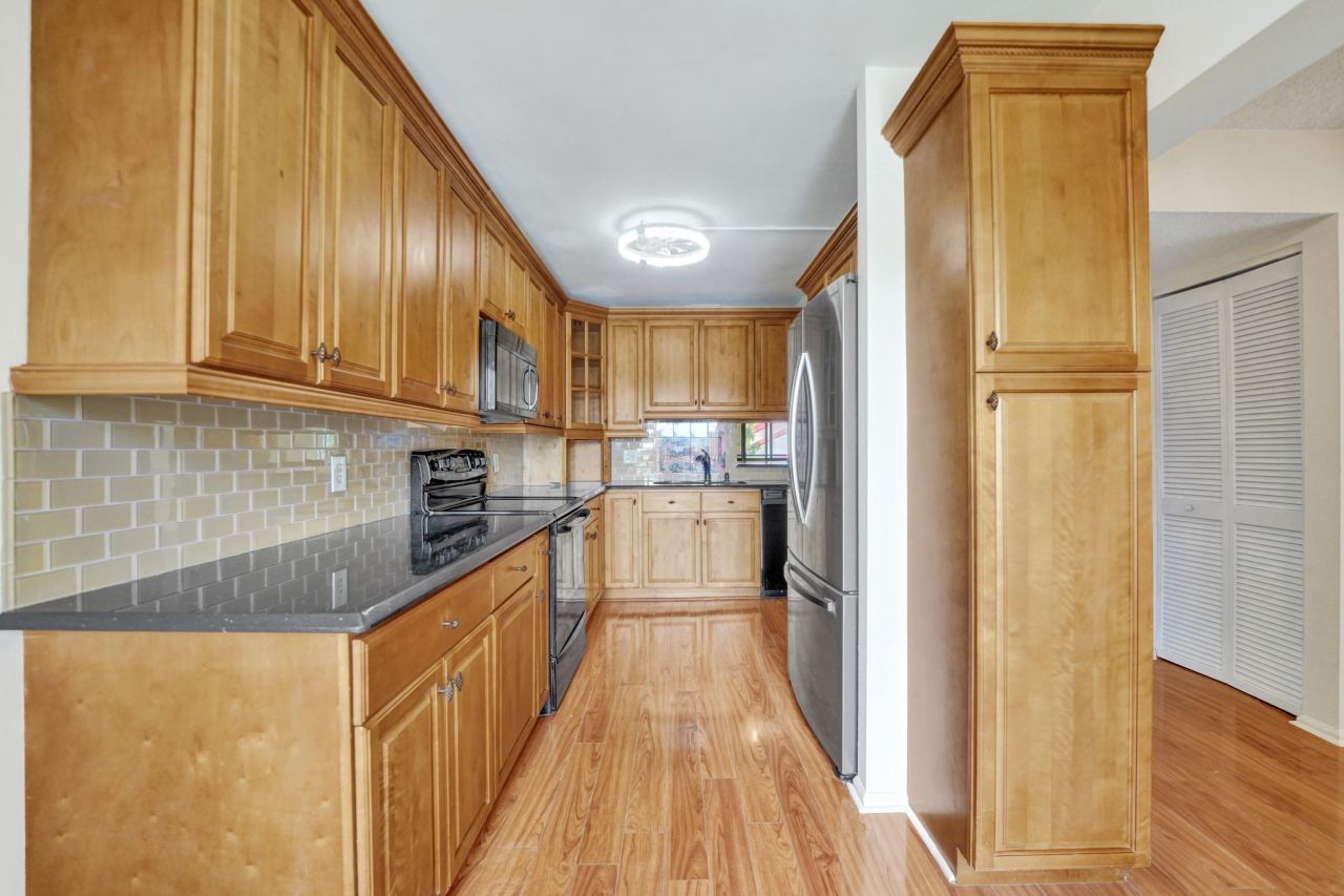 5306 Cedar Lake Drive, Unit 201, Boynton Beach, FL 33437 Photo