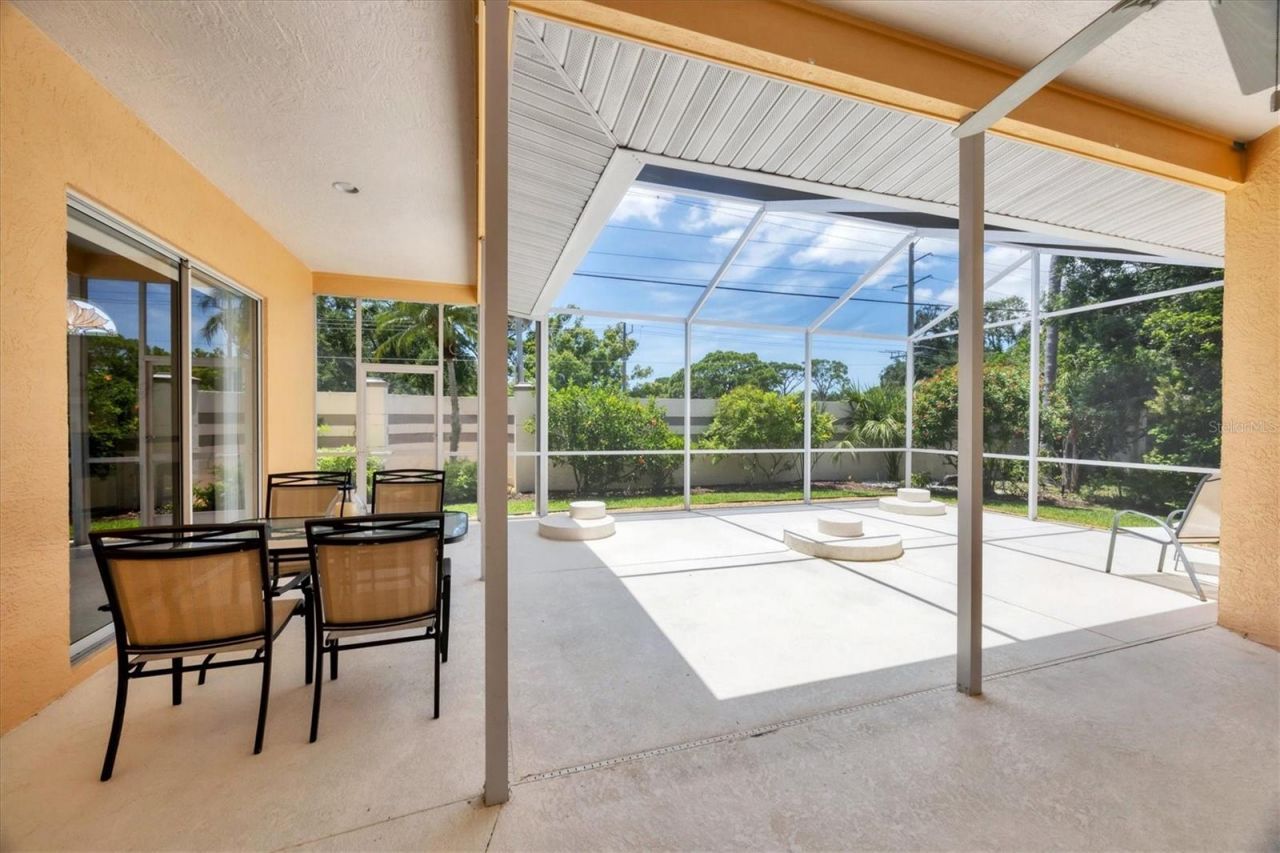 6392 Woodbirch Place, Sarasota, FL 34238 Photo