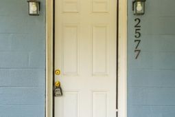 2577 Good Street photo 4