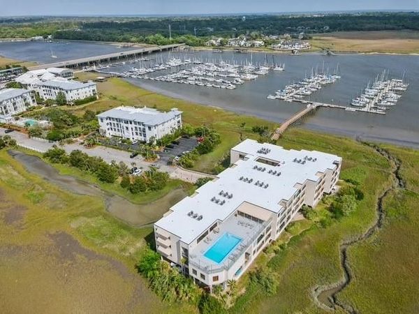 1 Marina Drive, St. Simons Island, GA 31522