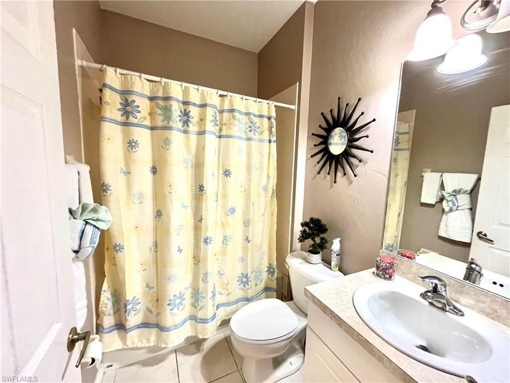 818 Desoto Ave, Lehigh Acres, FL 33972 Photo