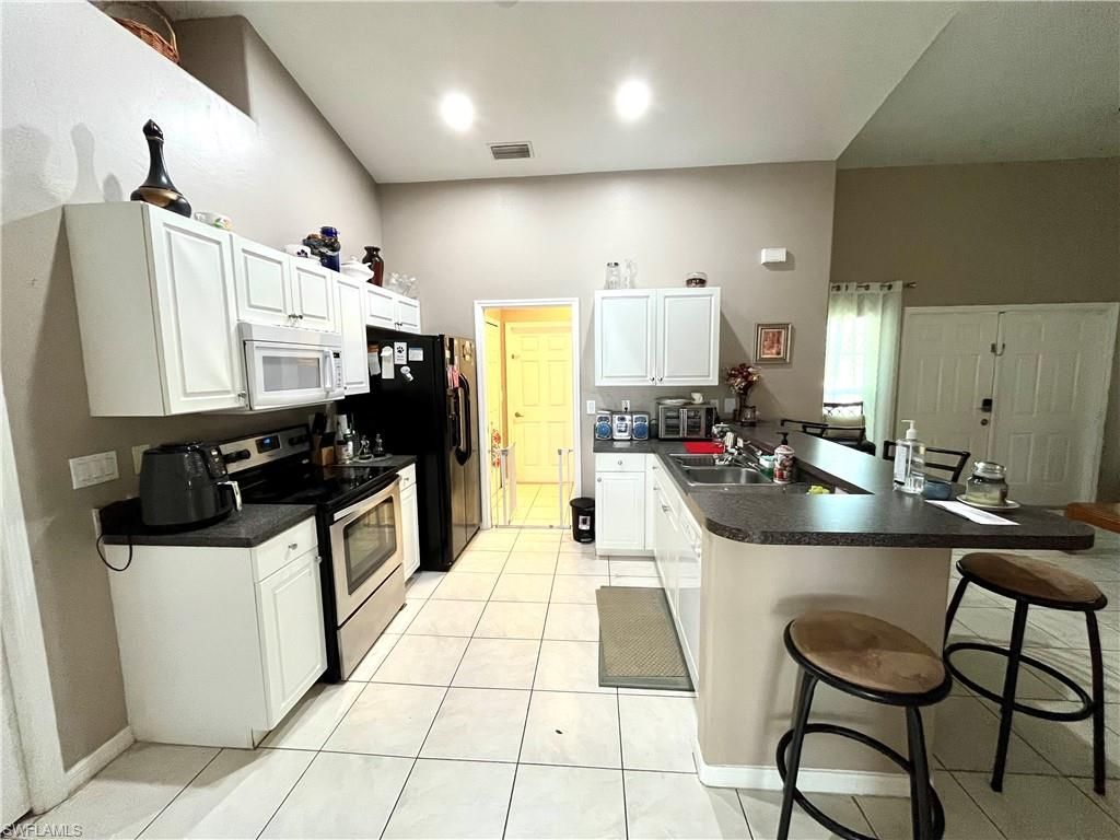 818 Desoto Ave, Lehigh Acres, FL 33972 Photo