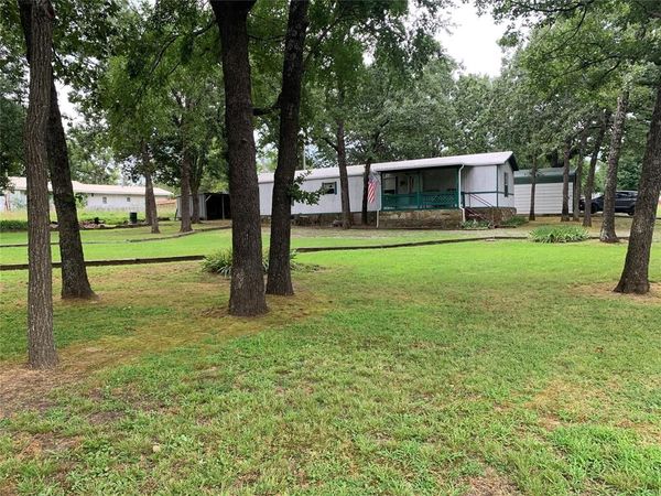 338 N Erie Street, Canadian, OK 74425