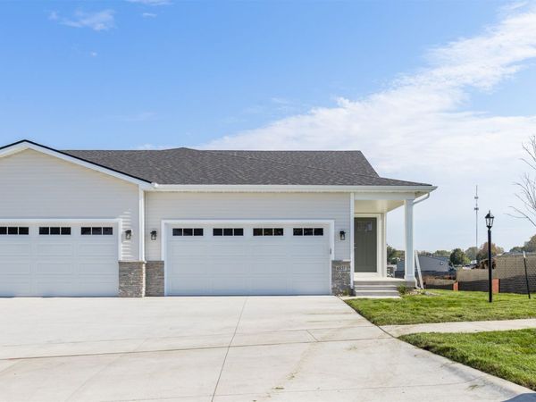 6537 NE 11th Court, Des Moines, IA 50313