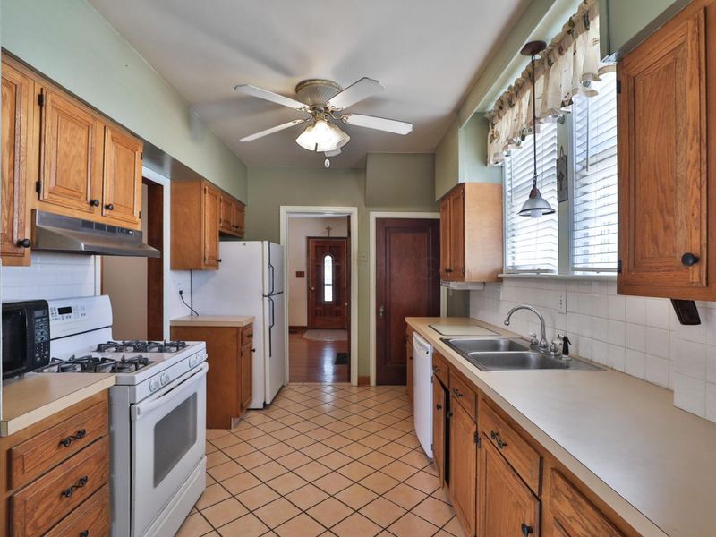 638 Binns Boulevard, Columbus, OH 43204 Photo 12