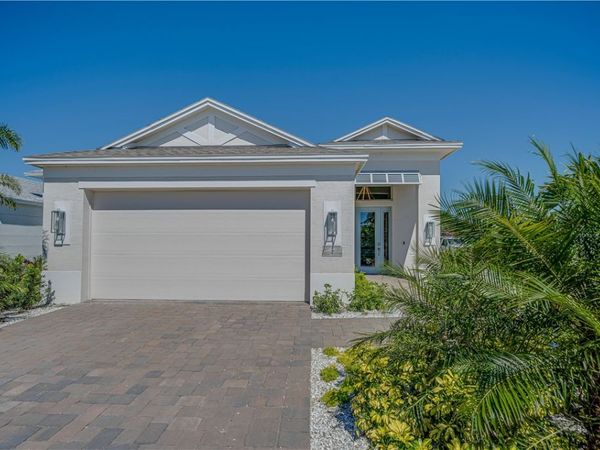 2144 Falls Manor, Vero Beach, FL 32967