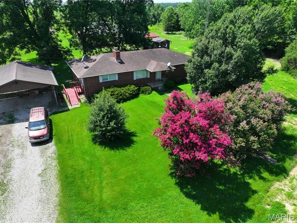 1329 CR 581, Fisk, MO 63940