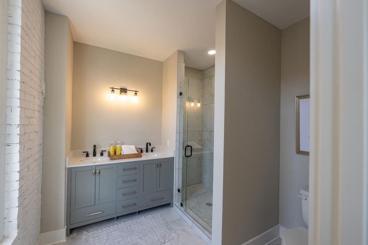 70 Carolina Street Photo 10