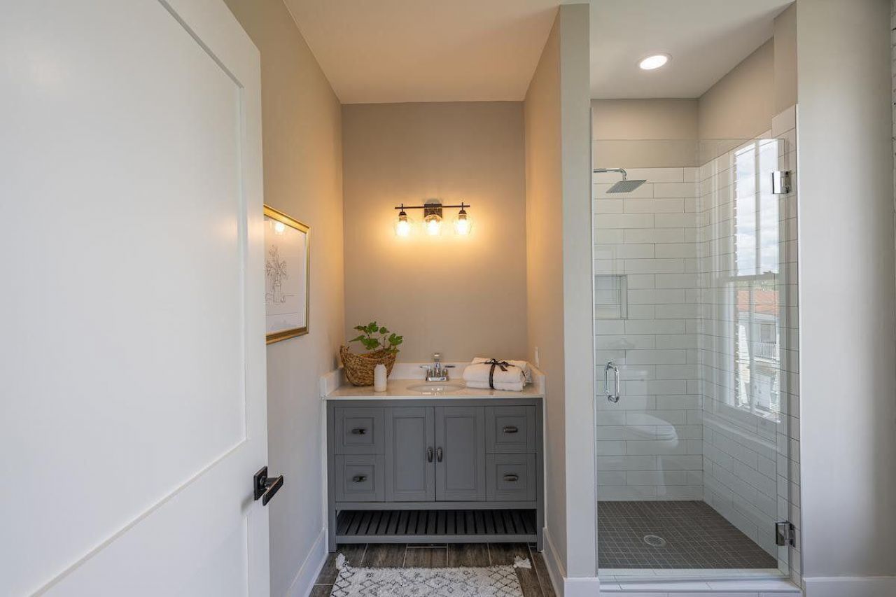 70 Carolina Street Photo 11