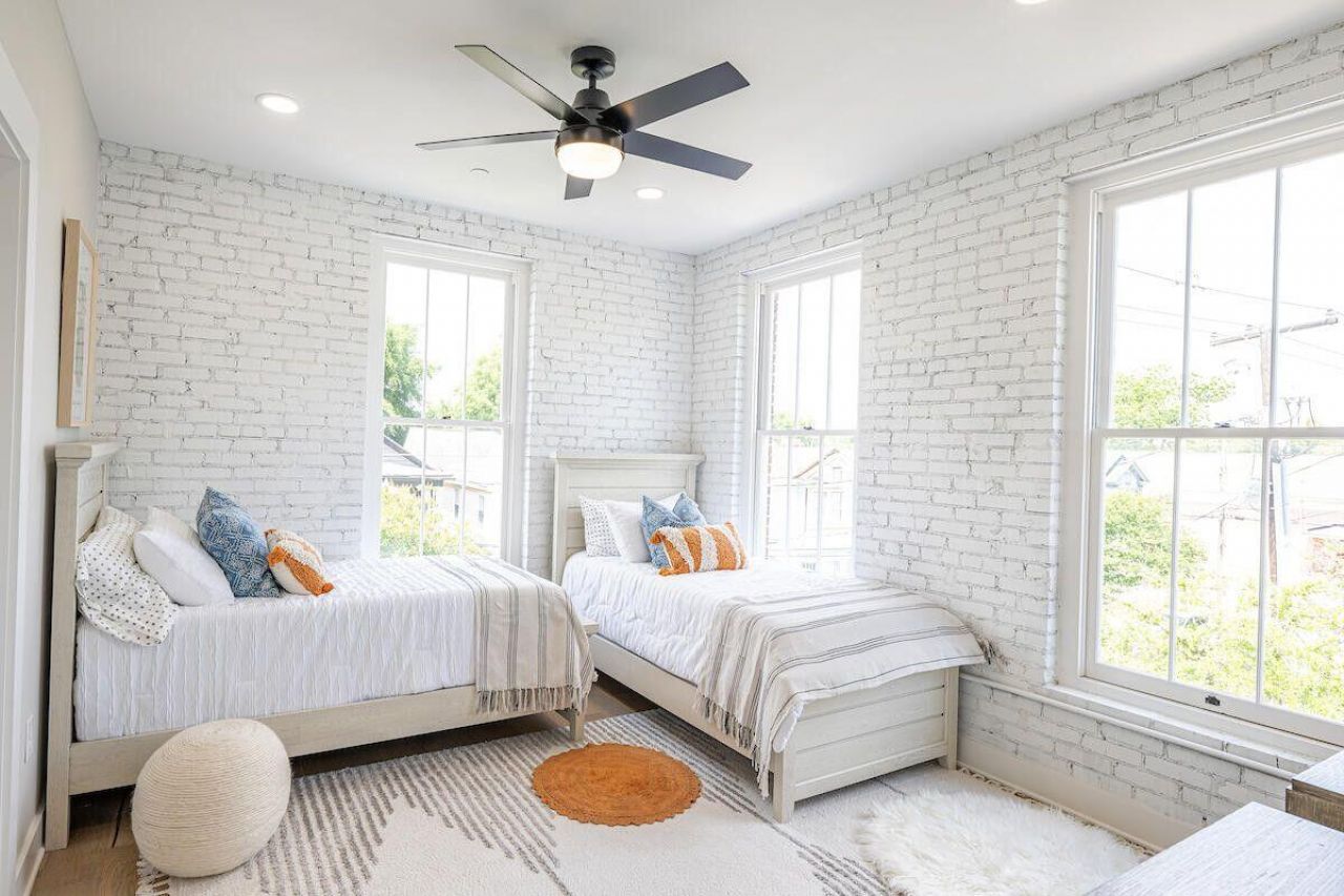 70 Carolina Street Photo 9