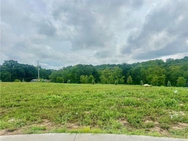 13930 NW 70th Street, Parkville, MO 64152