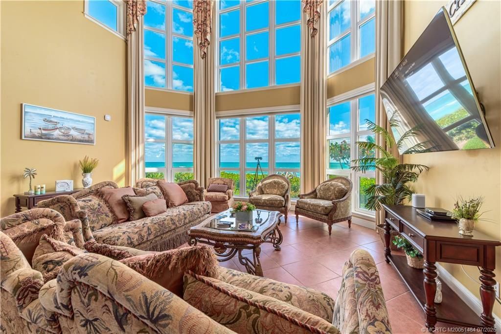 4643 NE Ocean Boulevard, Jensen Beach, FL 34957 Photo