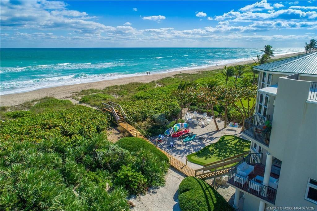 4643 NE Ocean Boulevard, Jensen Beach, FL 34957 Photo