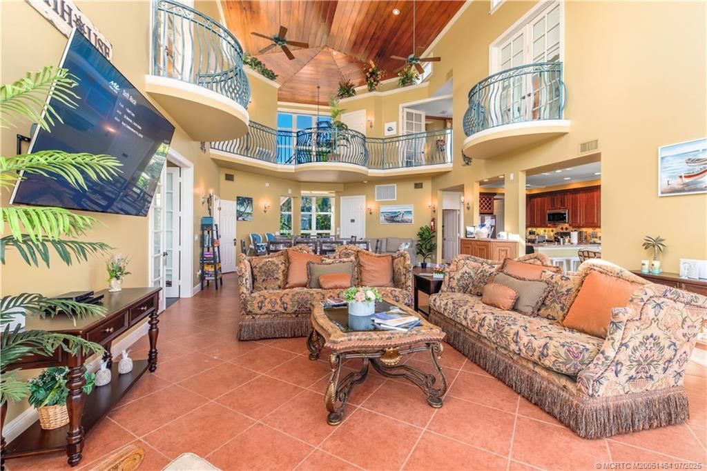 4643 NE Ocean Boulevard, Jensen Beach, FL 34957 Photo