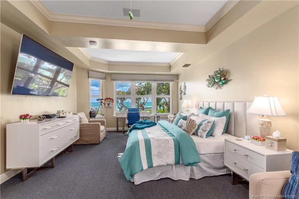 4643 NE Ocean Boulevard, Jensen Beach, FL 34957 Photo