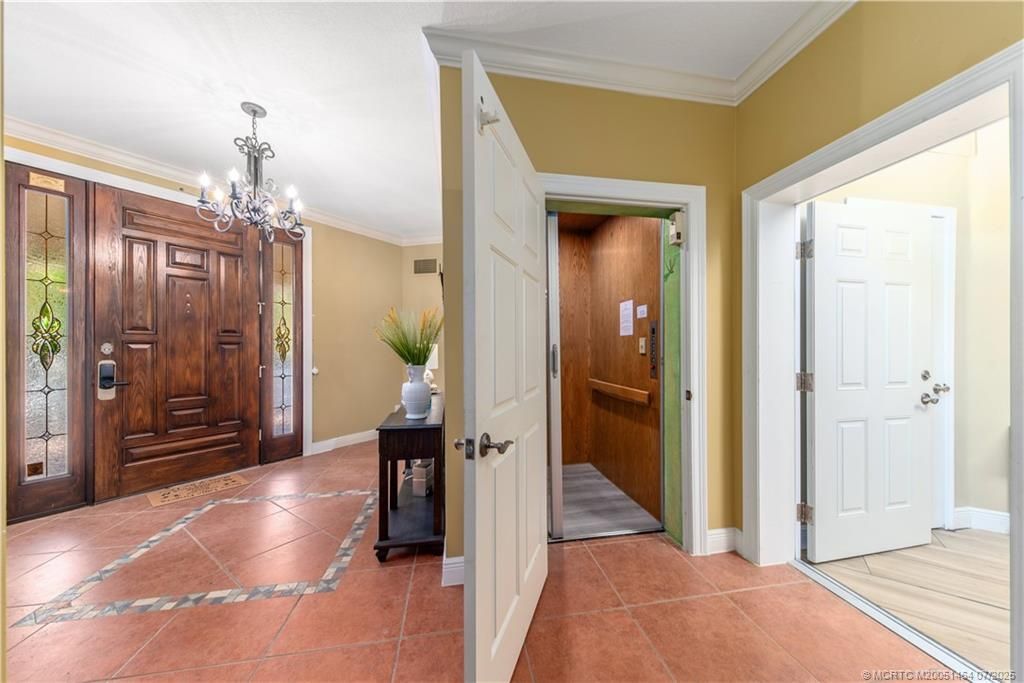 4643 NE Ocean Boulevard, Jensen Beach, FL 34957 Photo