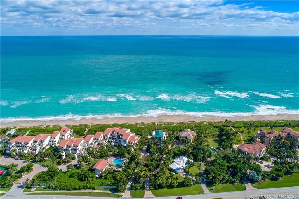 4643 NE Ocean Boulevard, Jensen Beach, FL 34957 Photo