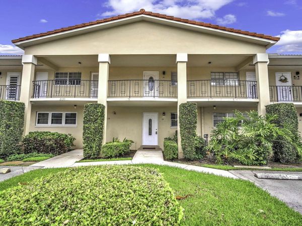 2130 NE 36th Street, Unit 63, Lighthouse Point, FL 33064