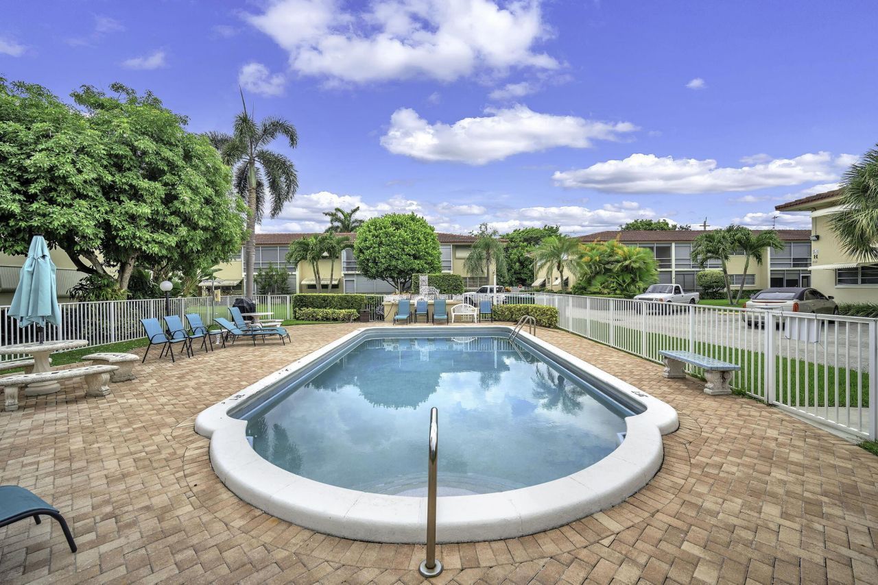 2130 NE 36th Street, Unit 63, Lighthouse Point, FL 33064 Photo