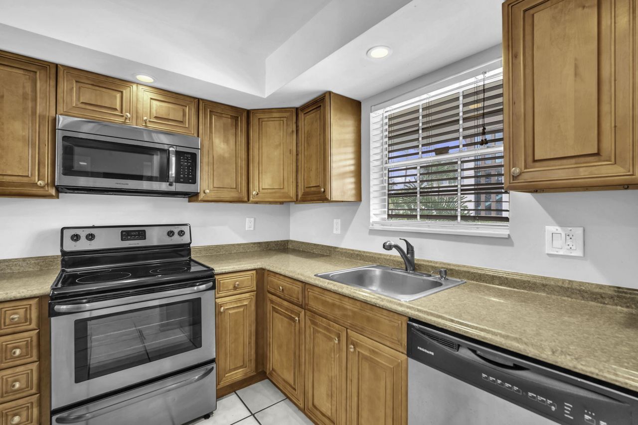 2130 NE 36th Street, Unit 63, Lighthouse Point, FL 33064 Photo