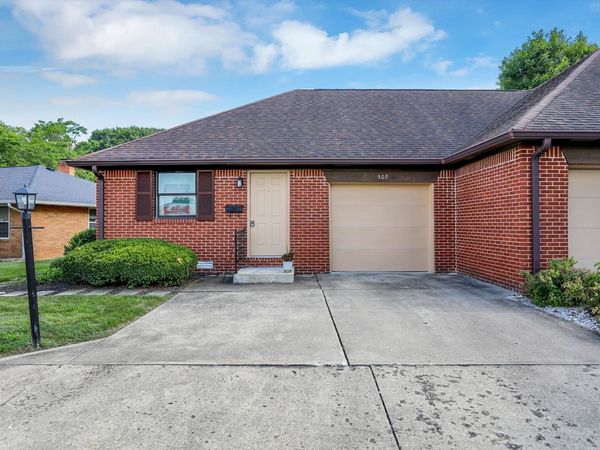 509 E Main Street, Brownsburg, IN 46112
