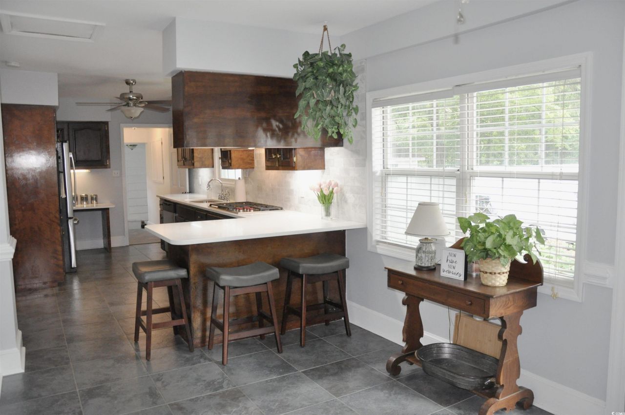 5632 Main St. Photo 15