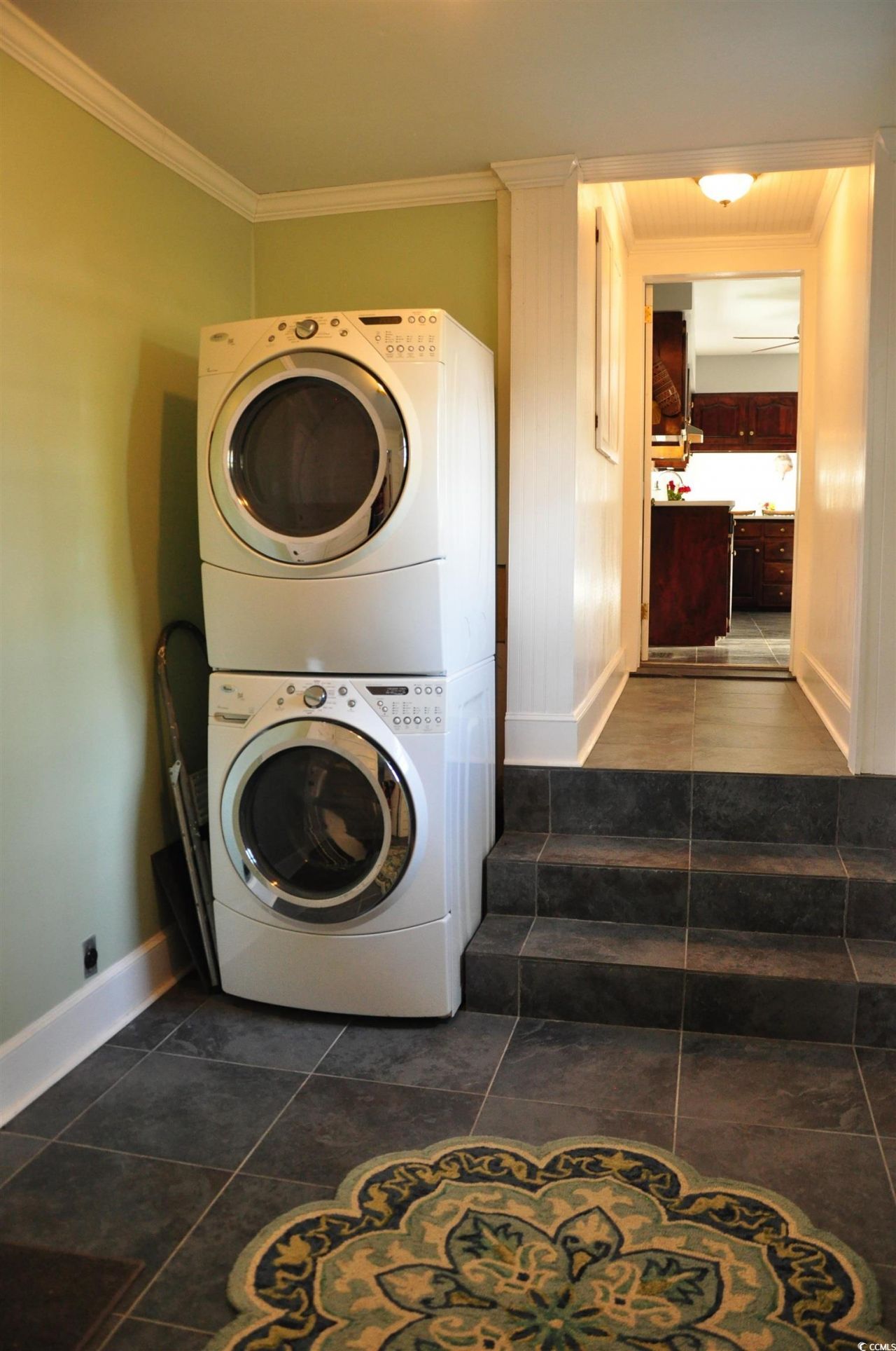 5632 Main St. Photo 20