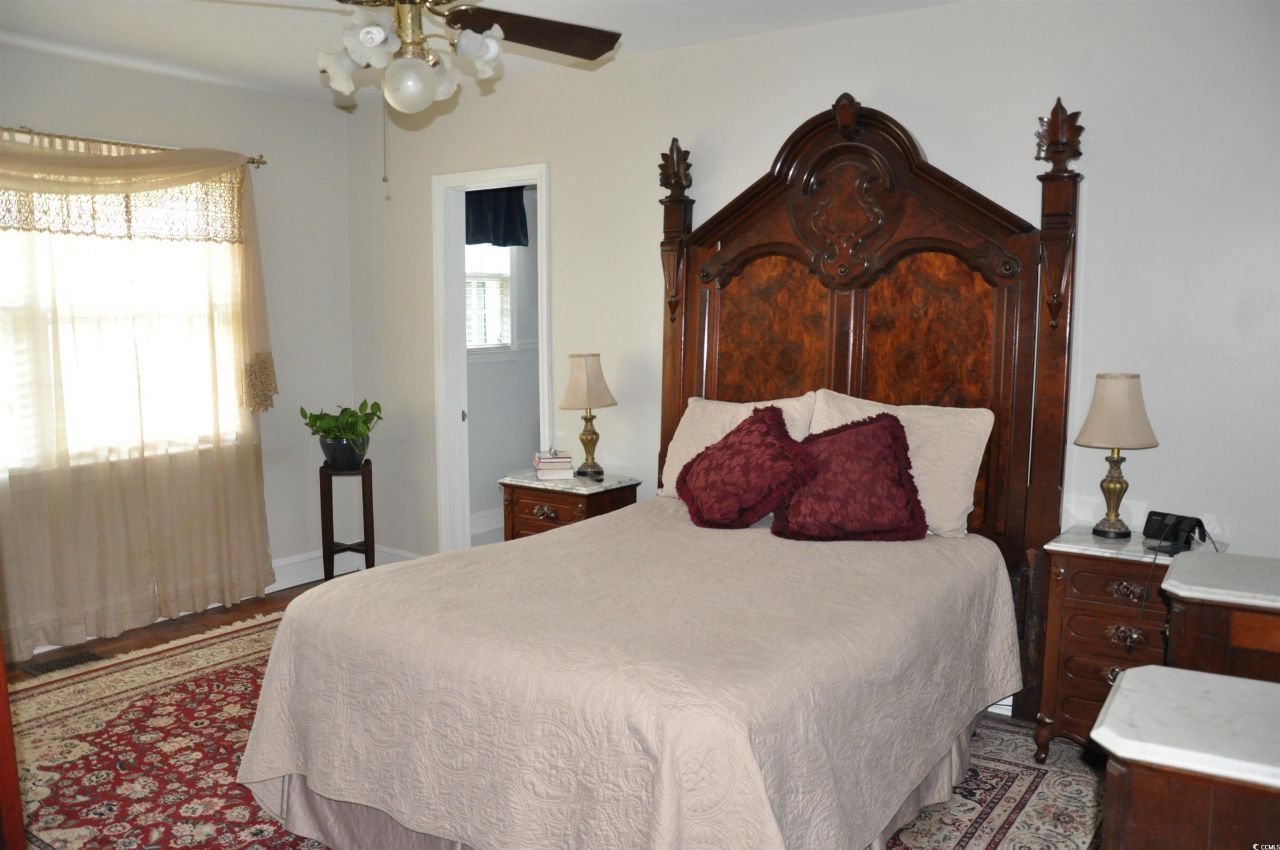 5632 Main St. Photo 21