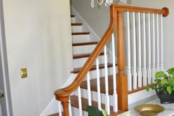 5632 Main St. photo 4